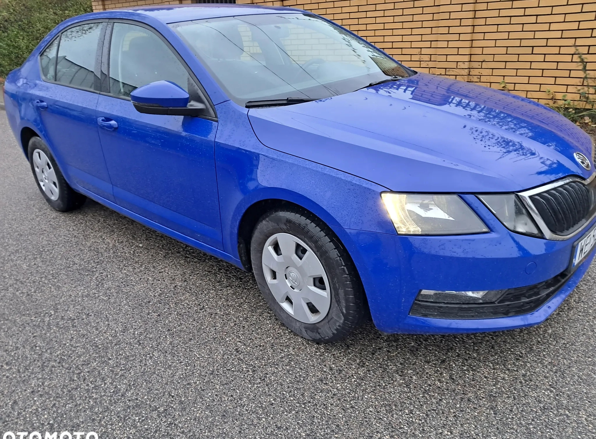 Skoda Octavia cena 43800 przebieg: 108300, rok produkcji 2018 z Bytom małe 67